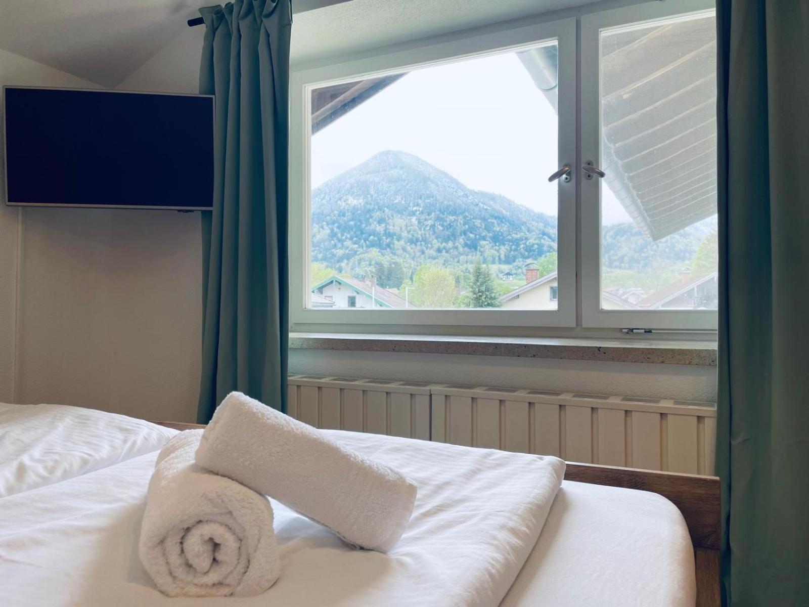 Kleines Nest Mit Bergblick Apartment อุนเทอร์เวิสเซ็น ภายนอก รูปภาพ